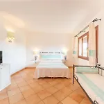 Il Mirto Appartamenti, Ac E Wifi, Gallura *