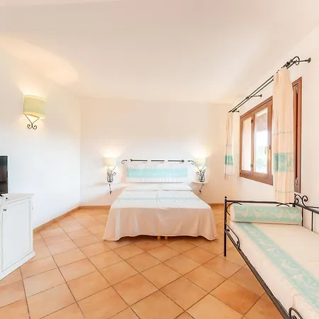 Il Mirto Appartamenti, Ac E Wifi, Gallura *