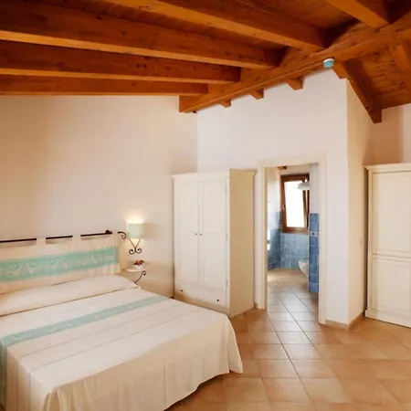 Il Mirto Appartamenti, Ac E Wifi, Gallura Vignola Mare