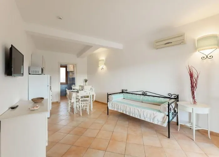 公寓 Il Mirto Appartamenti, Ac E Wifi, Gallura *