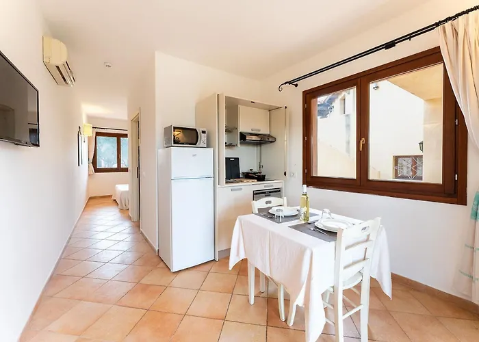 Il Mirto Appartamenti, Ac E Wifi, Gallura 公寓 *